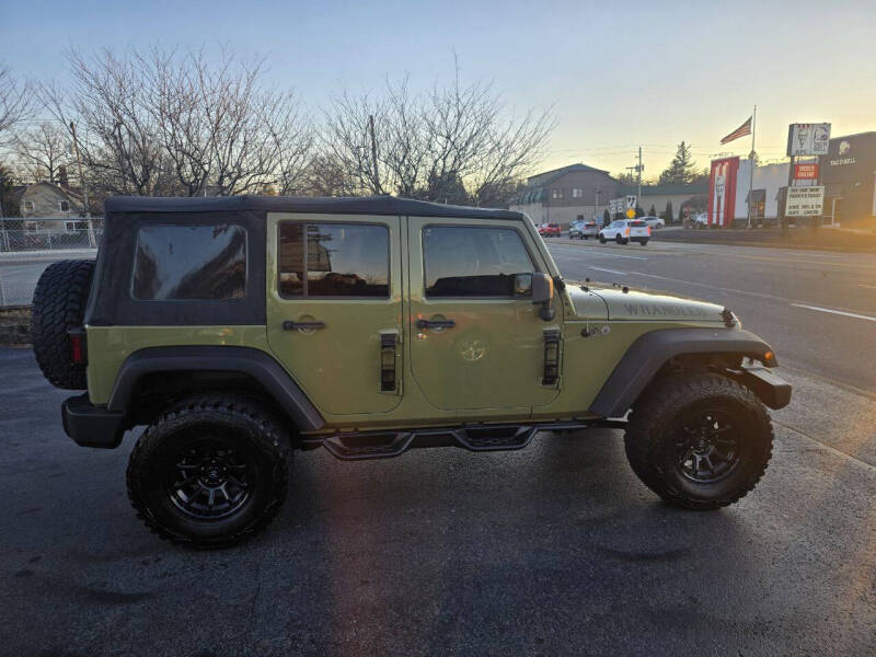 2013 Jeep Wrangler Unlimited Sport photo 8