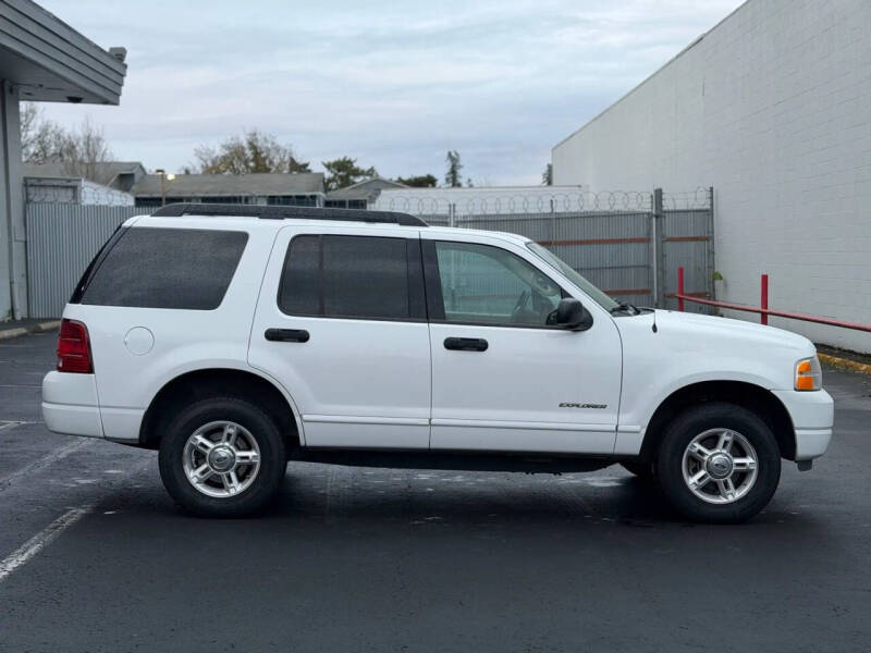 2005 Ford Explorer XLT