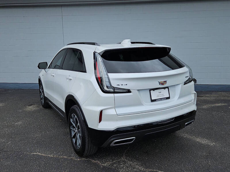 2025 Cadillac XT4 Sport