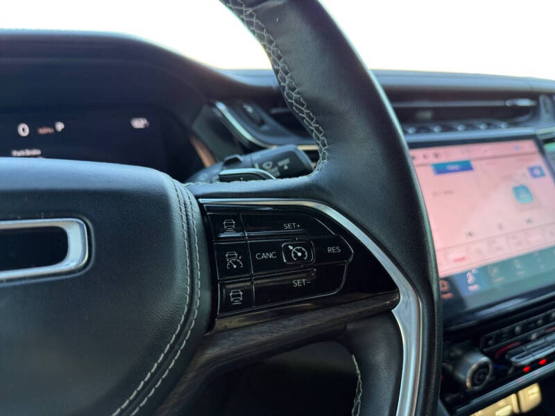 2022 Jeep Grand Cherokee Overland