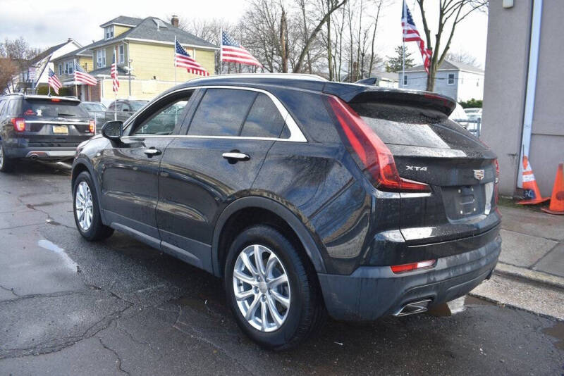 2019 Cadillac XT4 Luxury