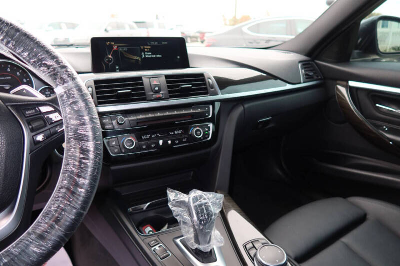 2016 BMW 3 Series 328i