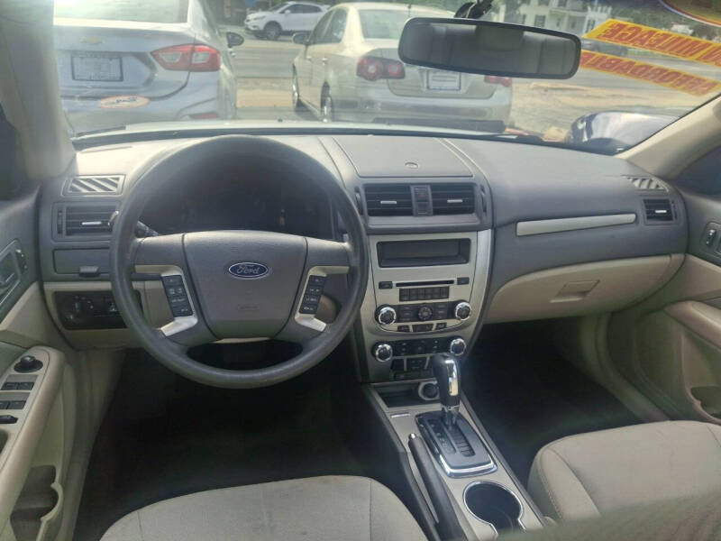 2012 Ford Fusion SE