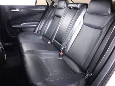 2016 Chrysler 300 C