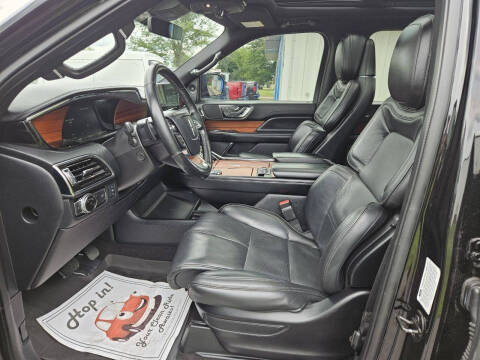 2018 Lincoln Navigator Select