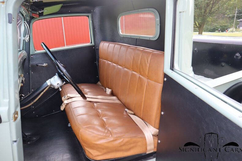 1933 Plymouth Model PC