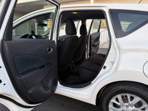 2016 Nissan Versa Note SV