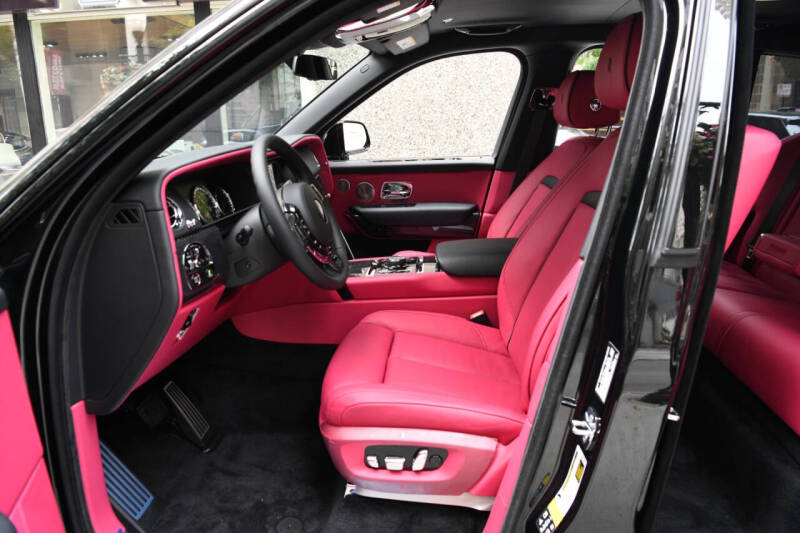 2023 Rolls-Royce Black Badge Cullinan