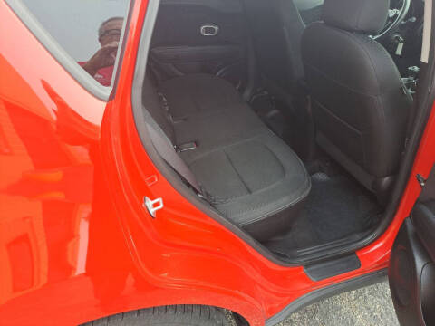 2018 Kia Soul +