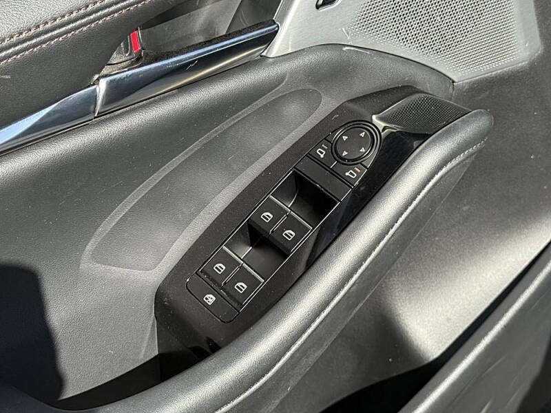 2024 Mazda Mazda3 Hatchback 2.5 S Premium