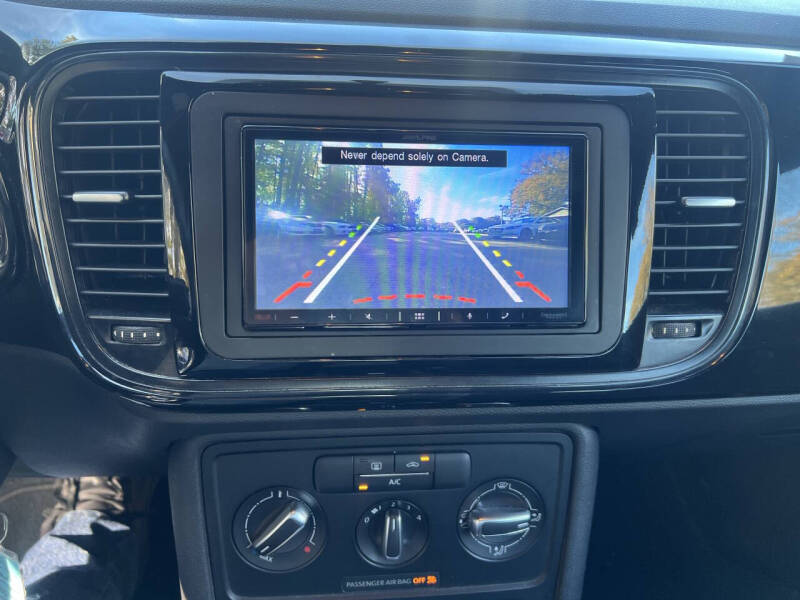 2014 Volkswagen Beetle 1.8T Entry PZEV