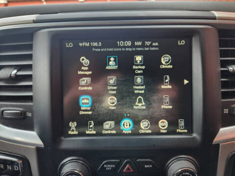 2017 RAM 1500 SLT