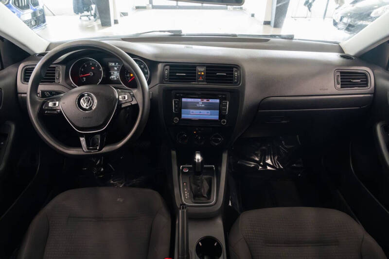 2015 Volkswagen Jetta