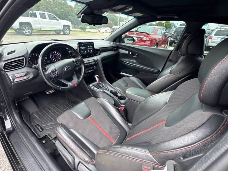 2020 Hyundai Veloster