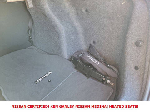 2023 Nissan Versa SR