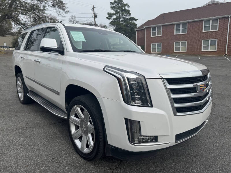 2016 Cadillac Escalade Luxury Collection