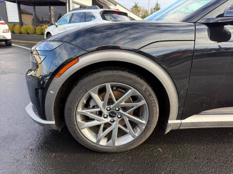 2024 Genesis GV60 Advanced