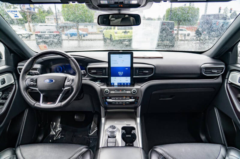 2020 Ford Explorer ST