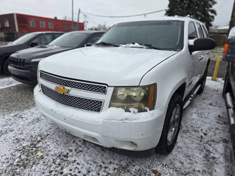 2009 Chevrolet Tahoe for sale at DLA Motors LLC in Detroit MI