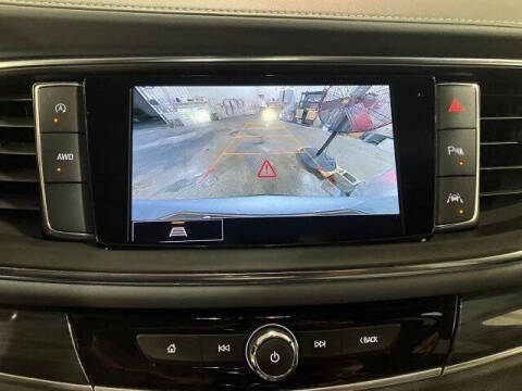 2022 Buick Enclave Essence