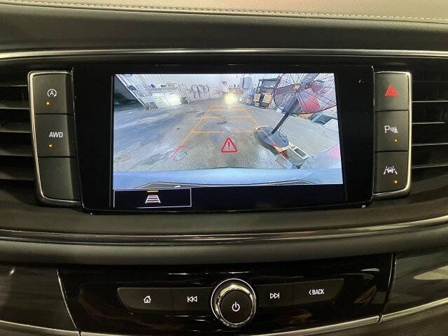 2022 Buick Enclave Essence