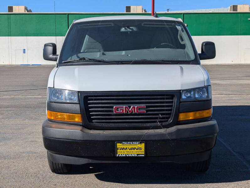 2023 GMC Savana 2500