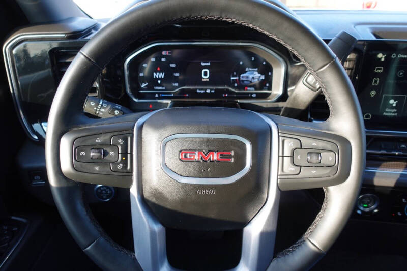 2024 GMC Sierra 1500 Elevation Standard