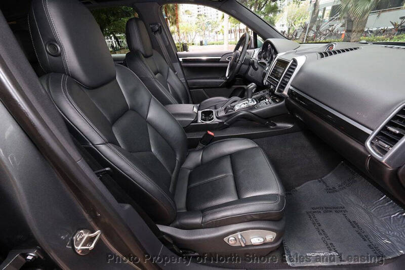 2014 Porsche Cayenne