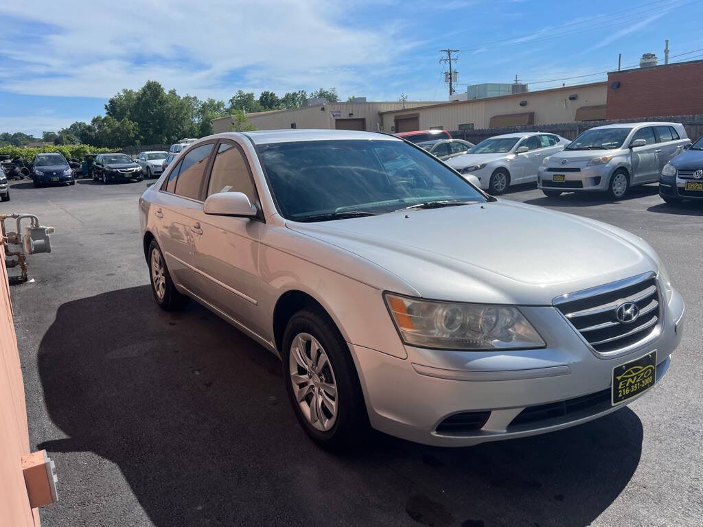 2009 Hyundai SONATA for sale at ENZO AUTO in Parma, OH