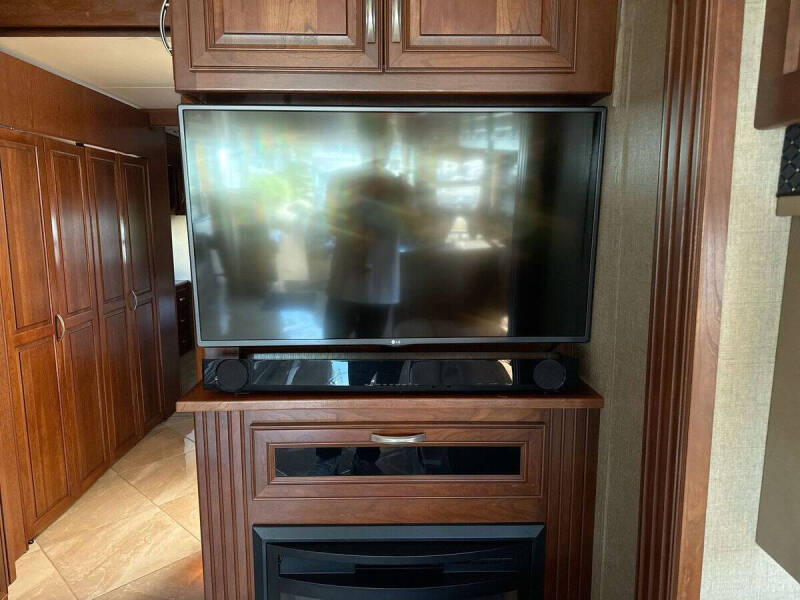 2016 Freightliner MH Chassis