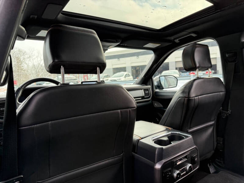 2022 Ford Expedition MAX Platinum