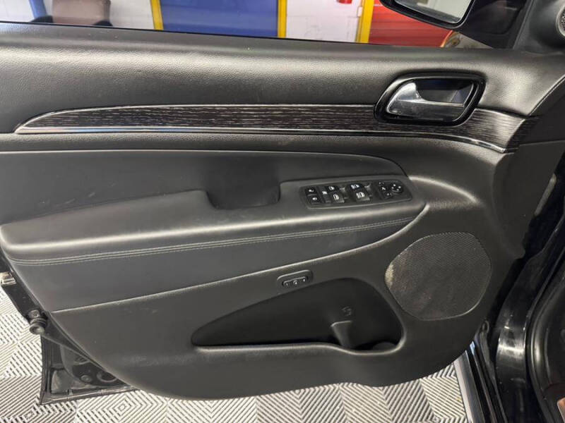 2019 Jeep Grand Cherokee Overland