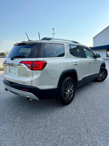 2017 GMC Acadia SLT-1