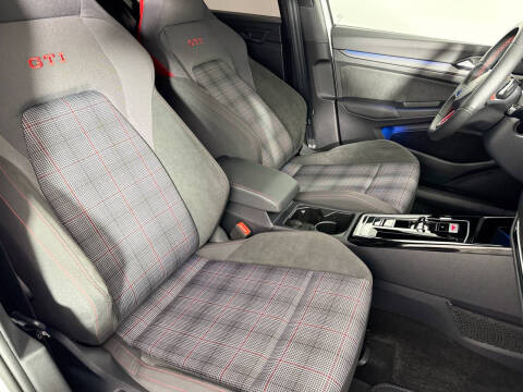2024 Volkswagen Golf GTI S