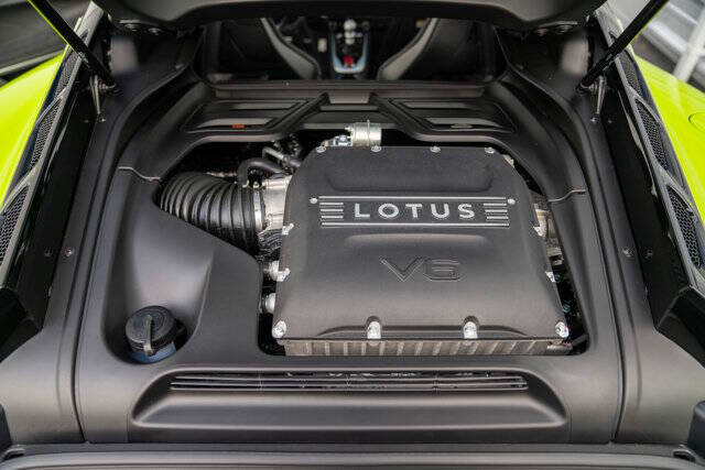 2025 Lotus Emira 37