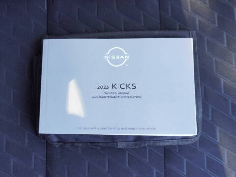 2023 Nissan Kicks SR