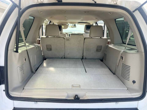 2011 Lincoln Navigator