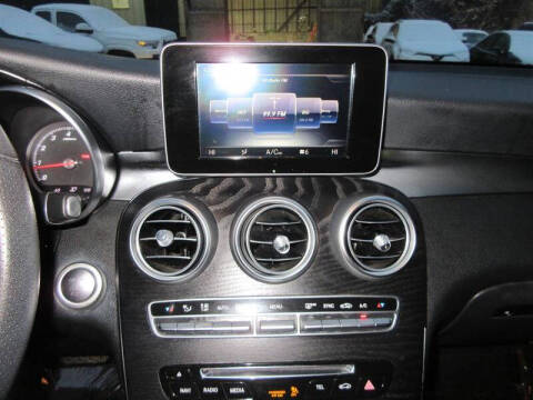 2017 Mercedes-Benz GLC GLC 300