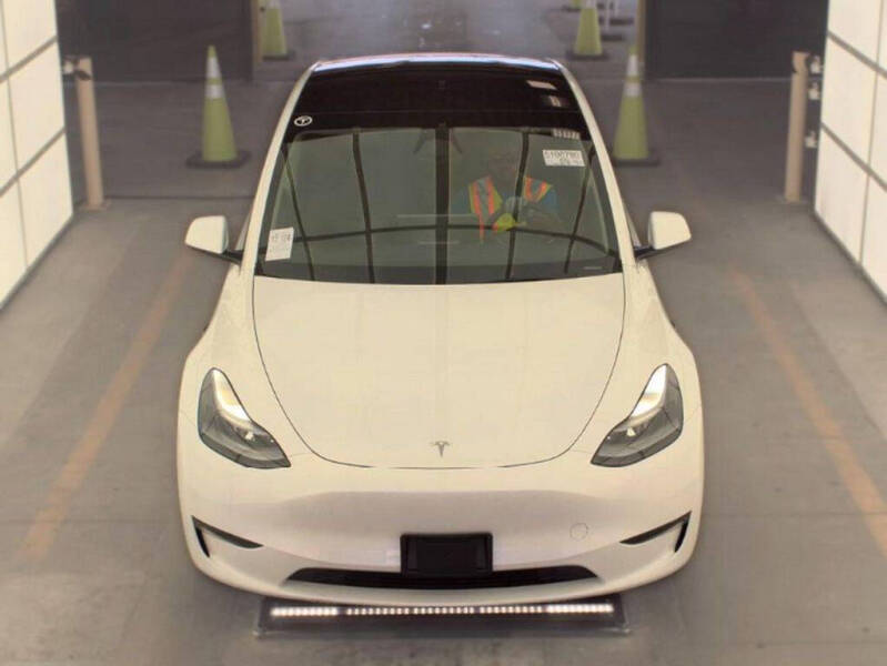 2024 Tesla Model Y Performance