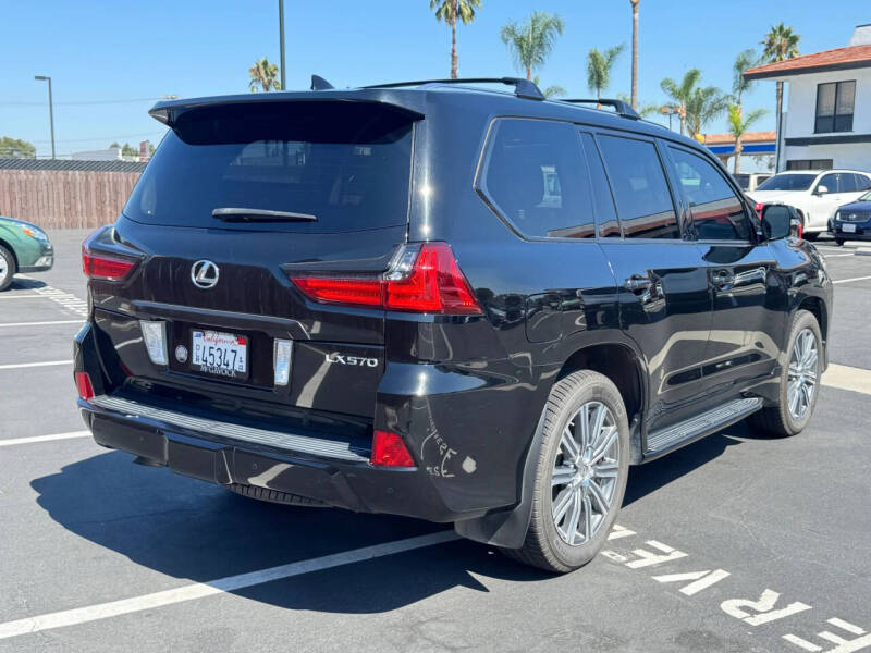 2016 Lexus LX 570