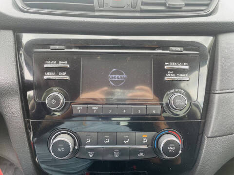 2017 Nissan Rogue S