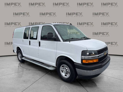 2024 Chevrolet Express 2500