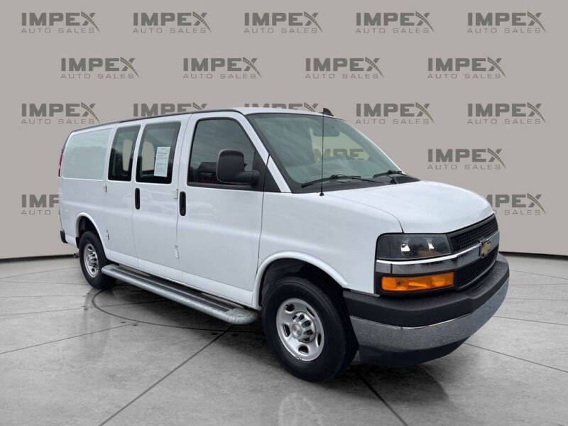 2024 Chevrolet Express 2500