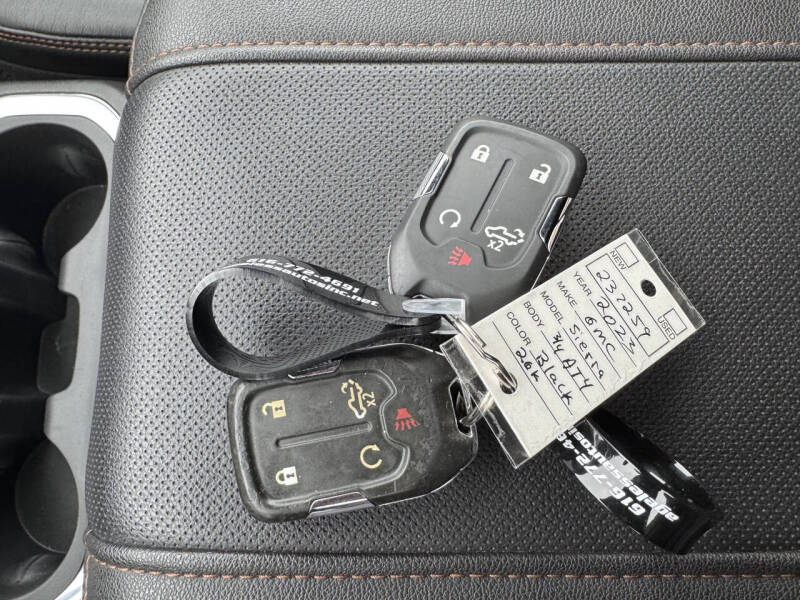 2023 GMC Sierra 2500HD AT4