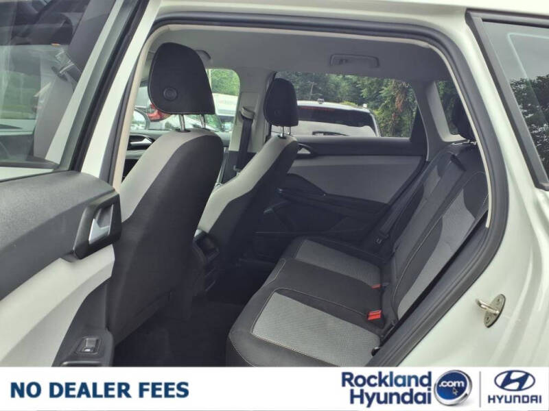 2022 Volkswagen Taos S 4Motion