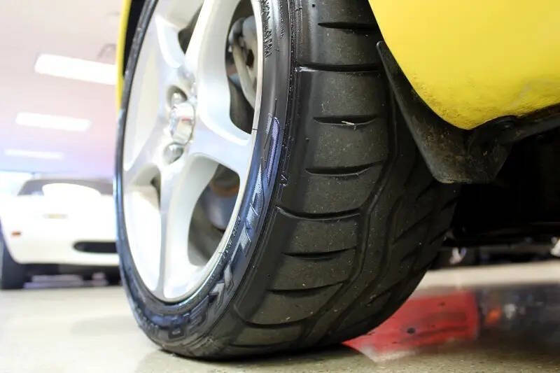 2004 Toyota MR2 Spyder