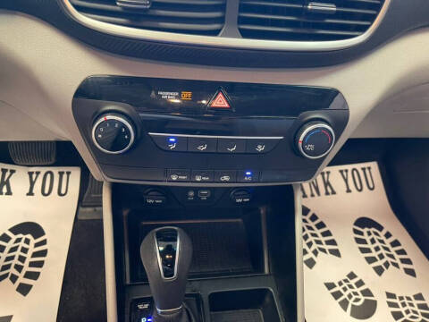 2019 Hyundai Tucson SE