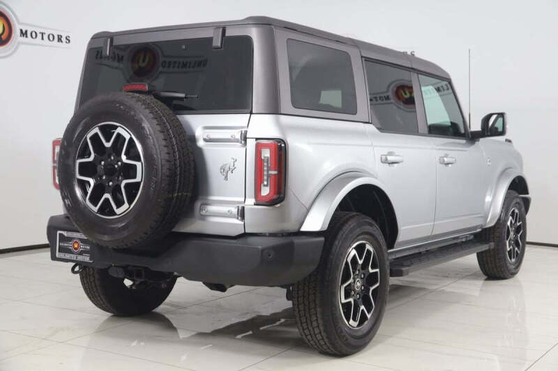 2022 Ford Bronco Outer Banks Advanced