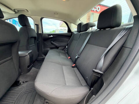 2016 Ford Focus SE