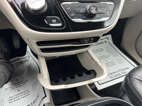 2018 Chrysler Pacifica Touring L
